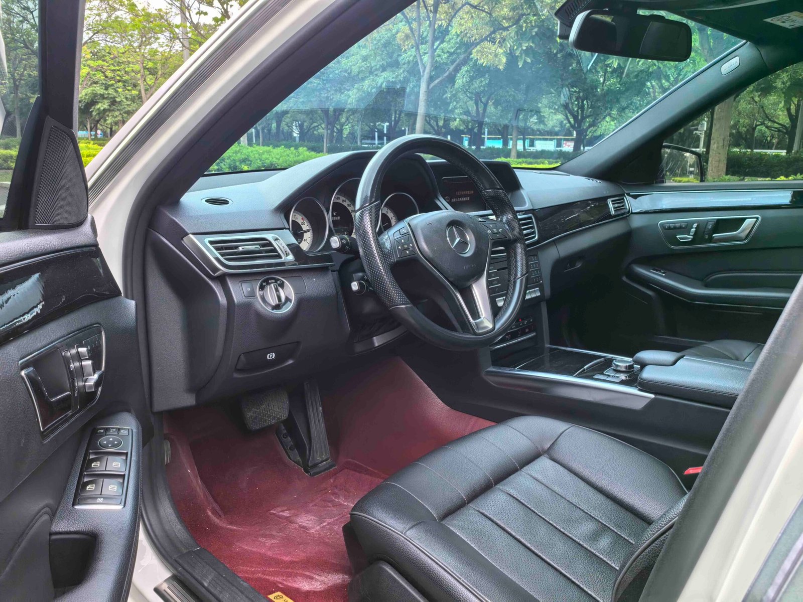 Mercedes-Benz E260L 2015 Revised E260L Sport Version