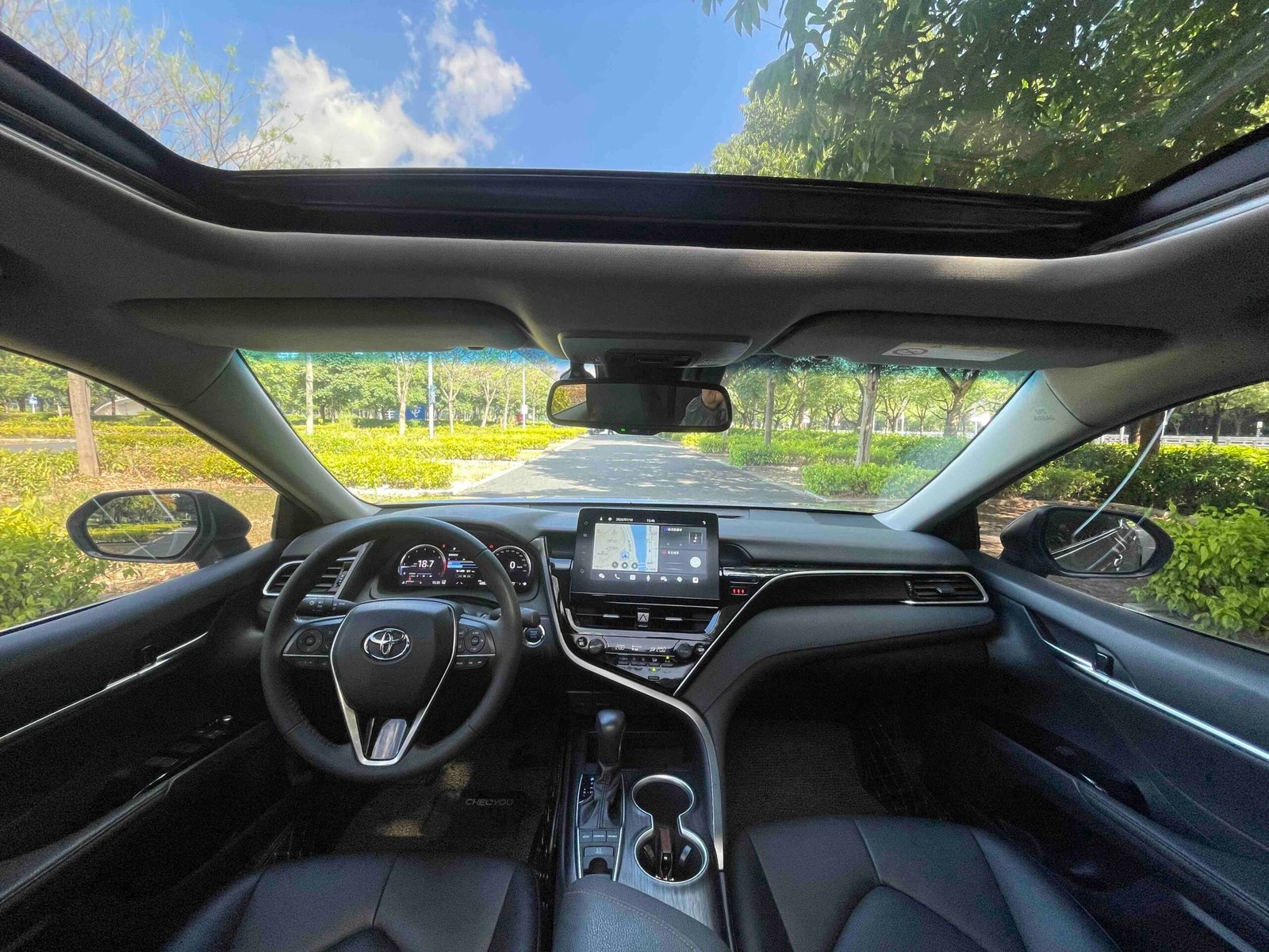 Toyota Camry 2021 2.5G Luxury Version