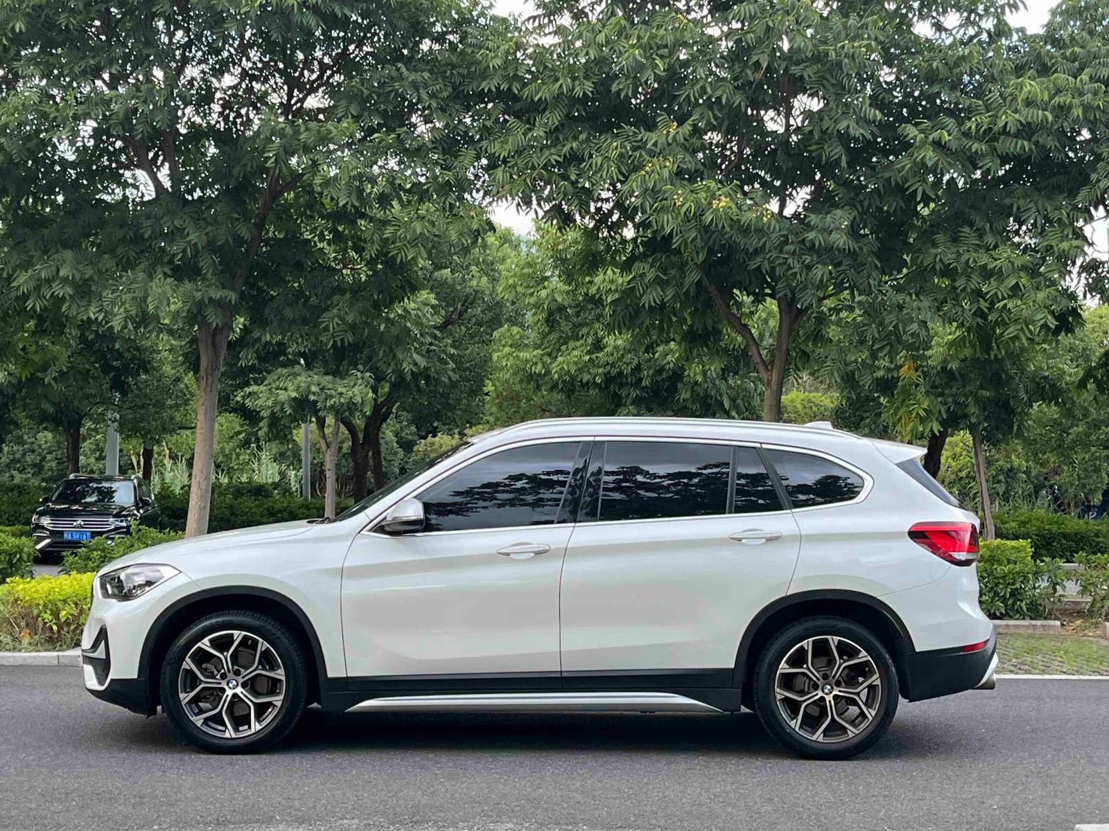 BMW X1 2021 sDrive20Li Premium Version