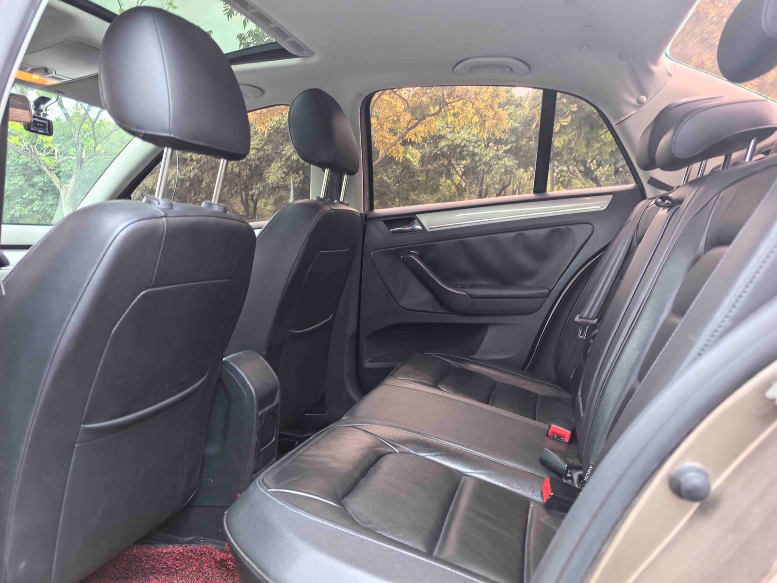 Volkswagen Bora 2014 1.6L Automatic Comfort Version