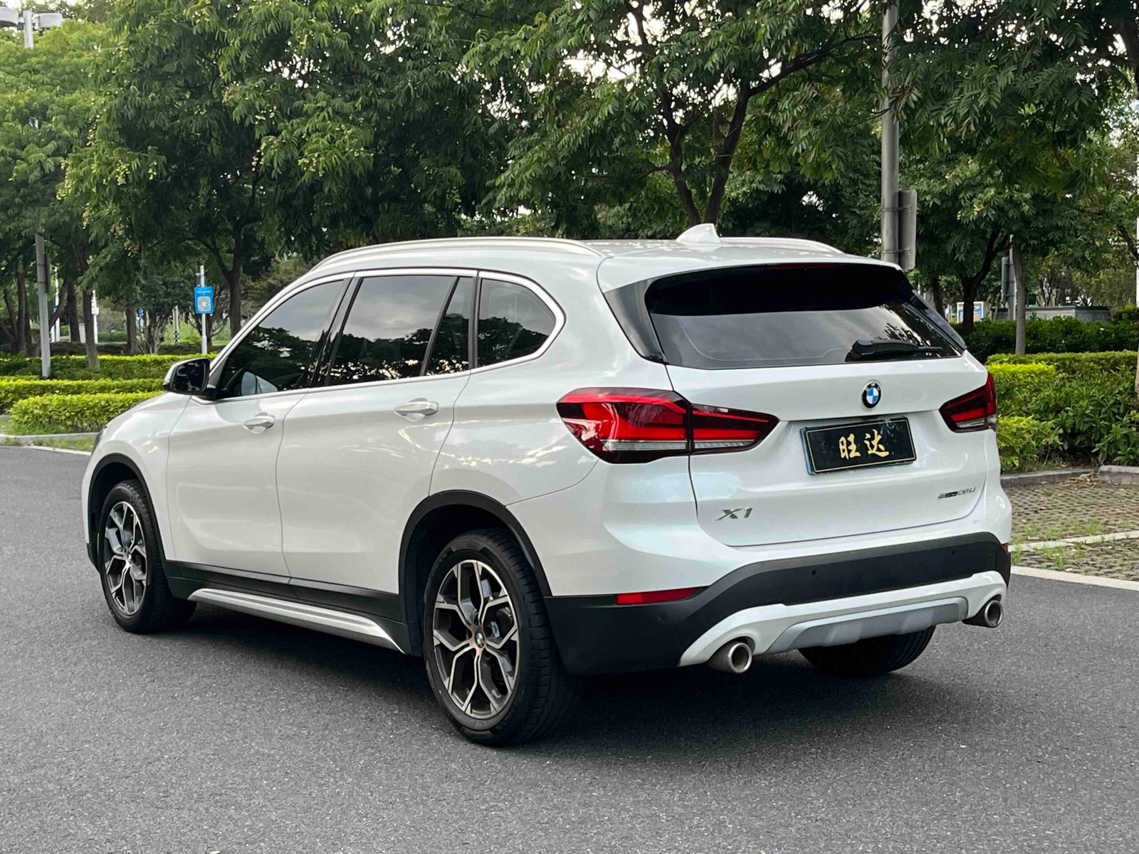 BMW X1 2021 sDrive20Li Premium Version