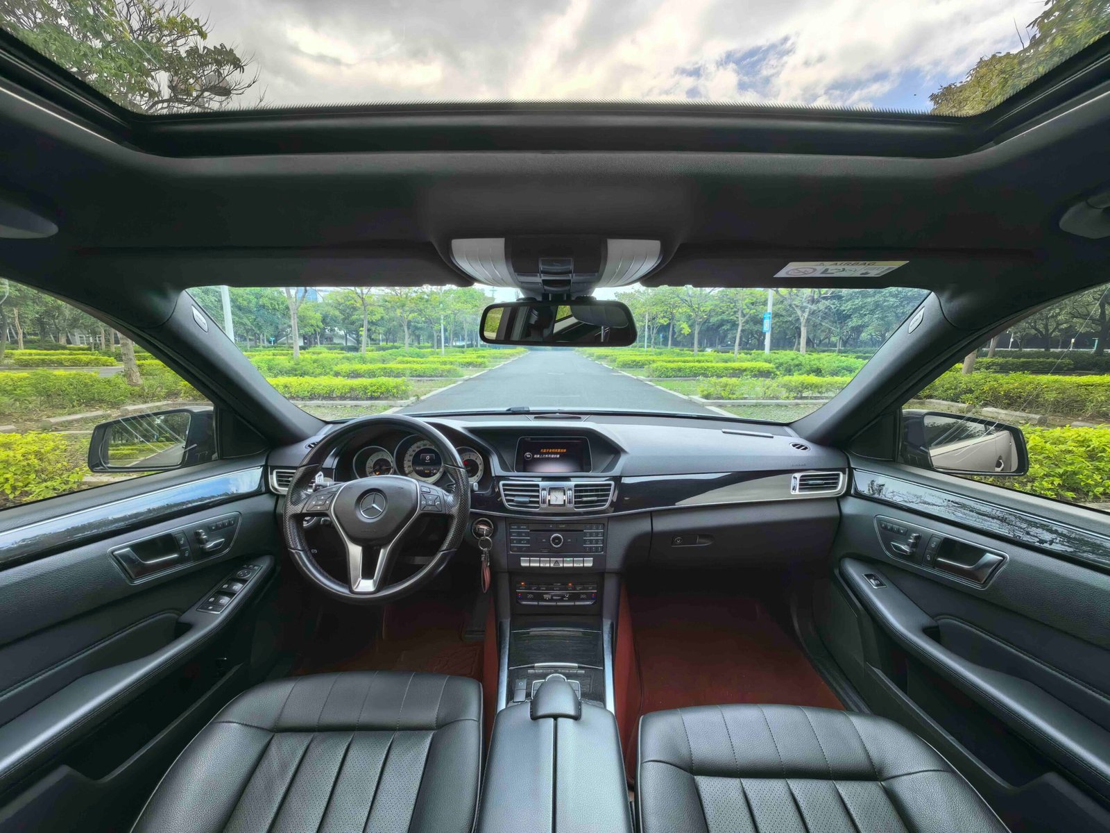 Mercedes-Benz E260L 2015 Revised E260L Sport Version