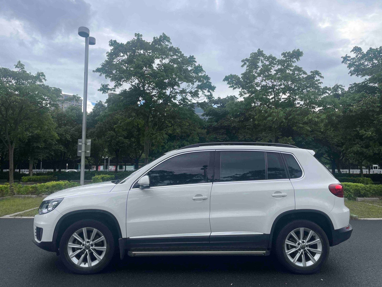 Volkswagen Tiguan 2015 2.0TSI Automatic 4WD Comfort Vision Version