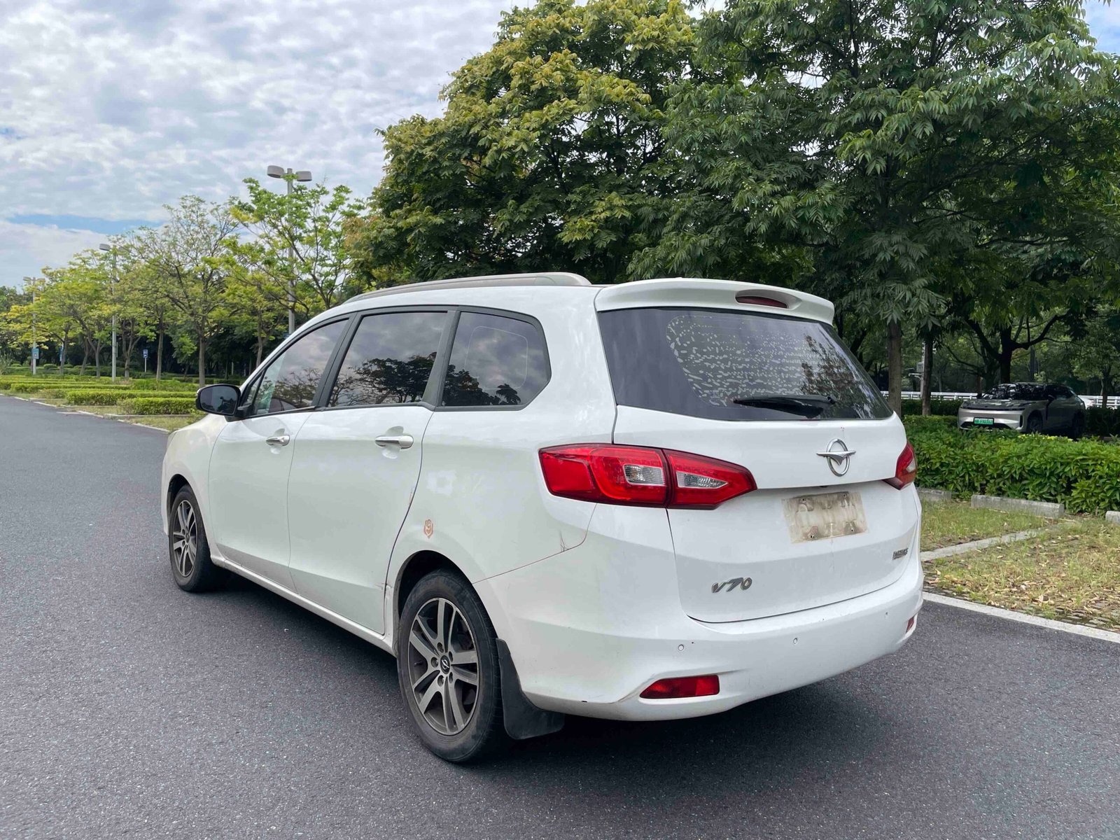 Haima V70 2016 2.0L Manual Comfort Version,6-seater