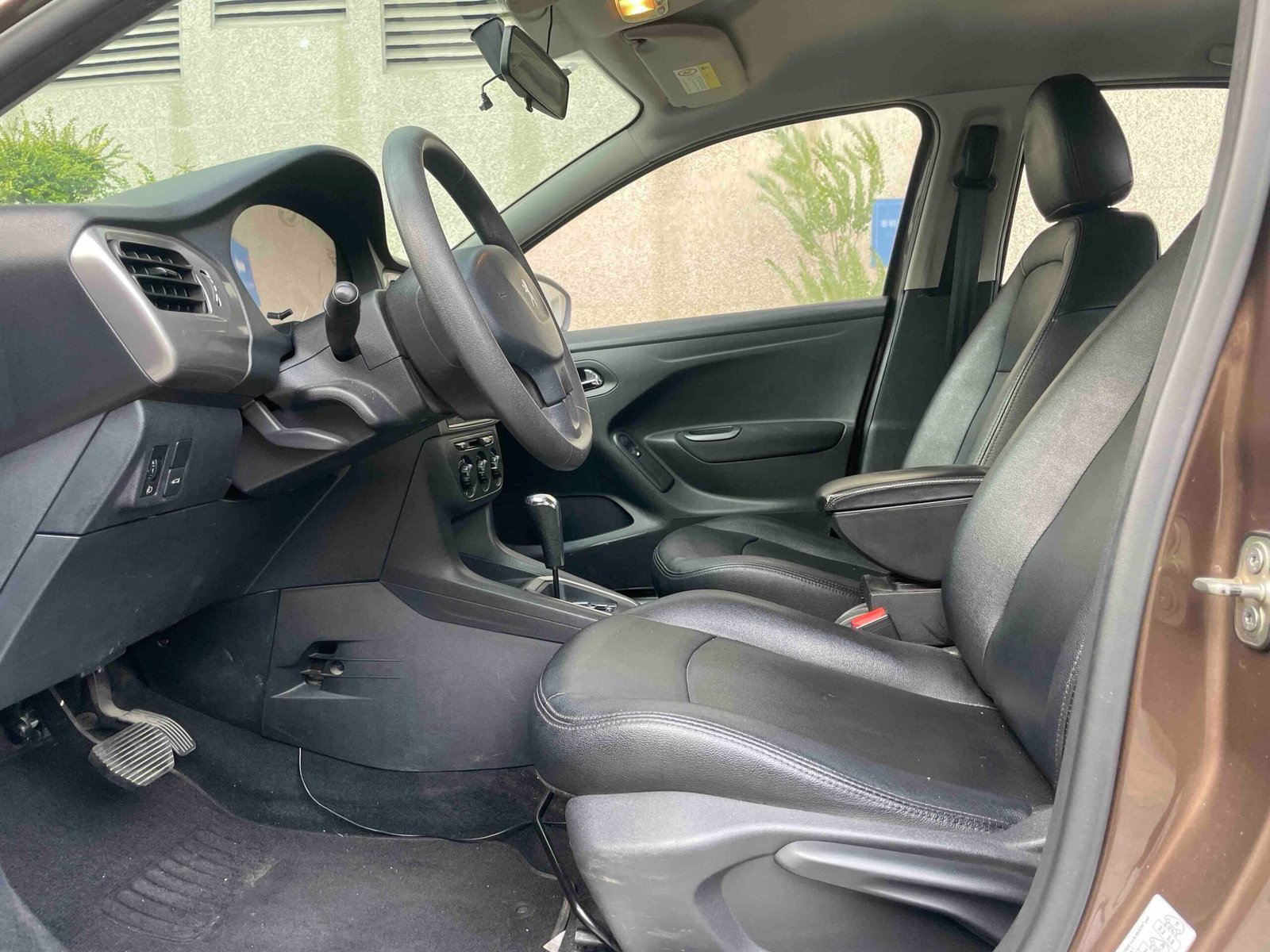 Dongfeng Peugeot 301 2014 1.6L Automatic Comfort Version