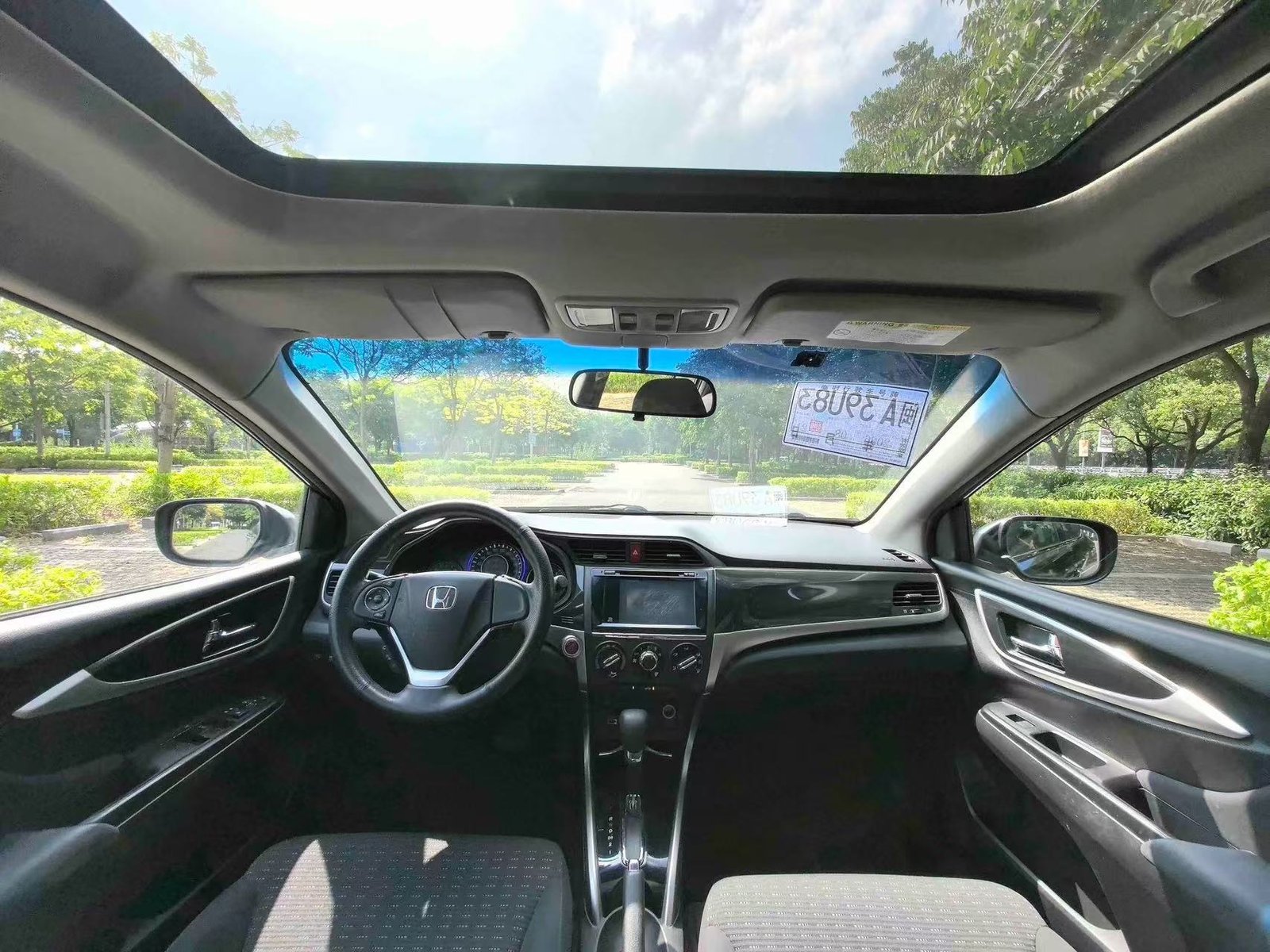 Honda Crider 2013 1.8L Automatic Luxury Version
