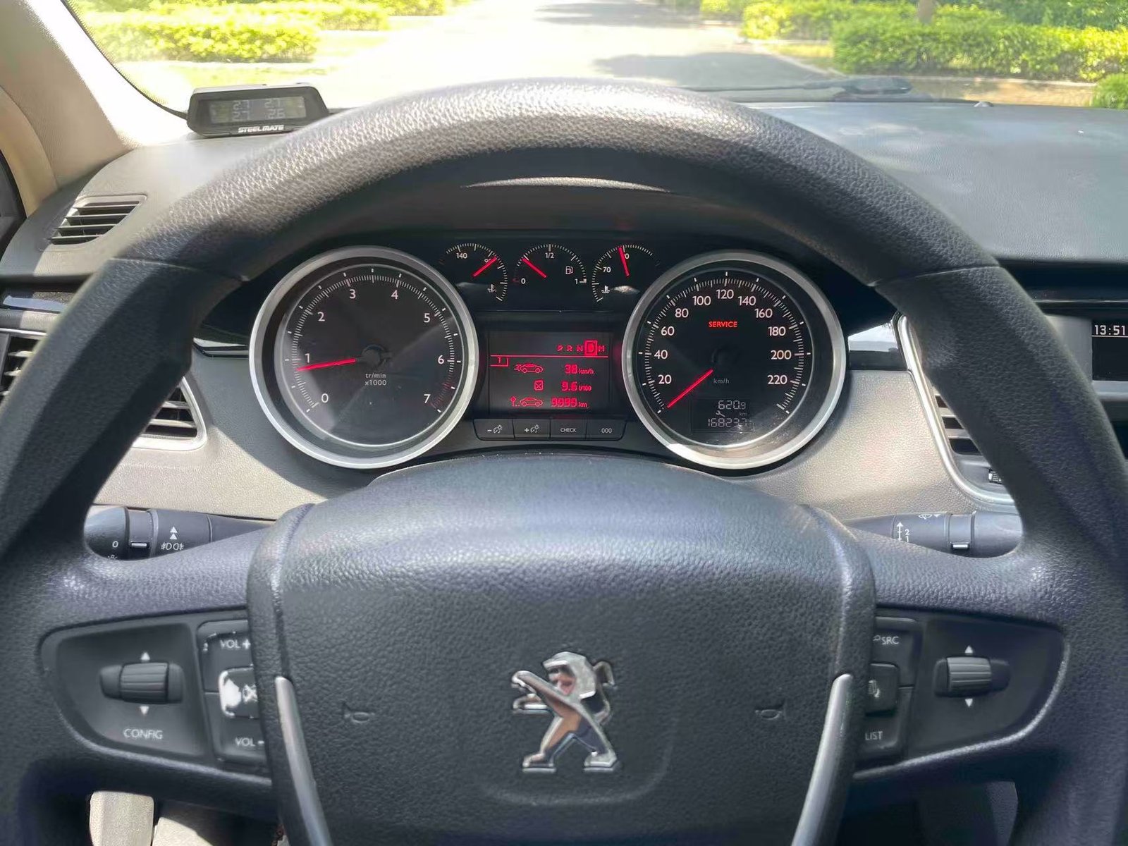 Dongfeng Peugeot 508 2013 2.0L 2nd-Anniversary Edition, Automatic Sunroof Classic Version