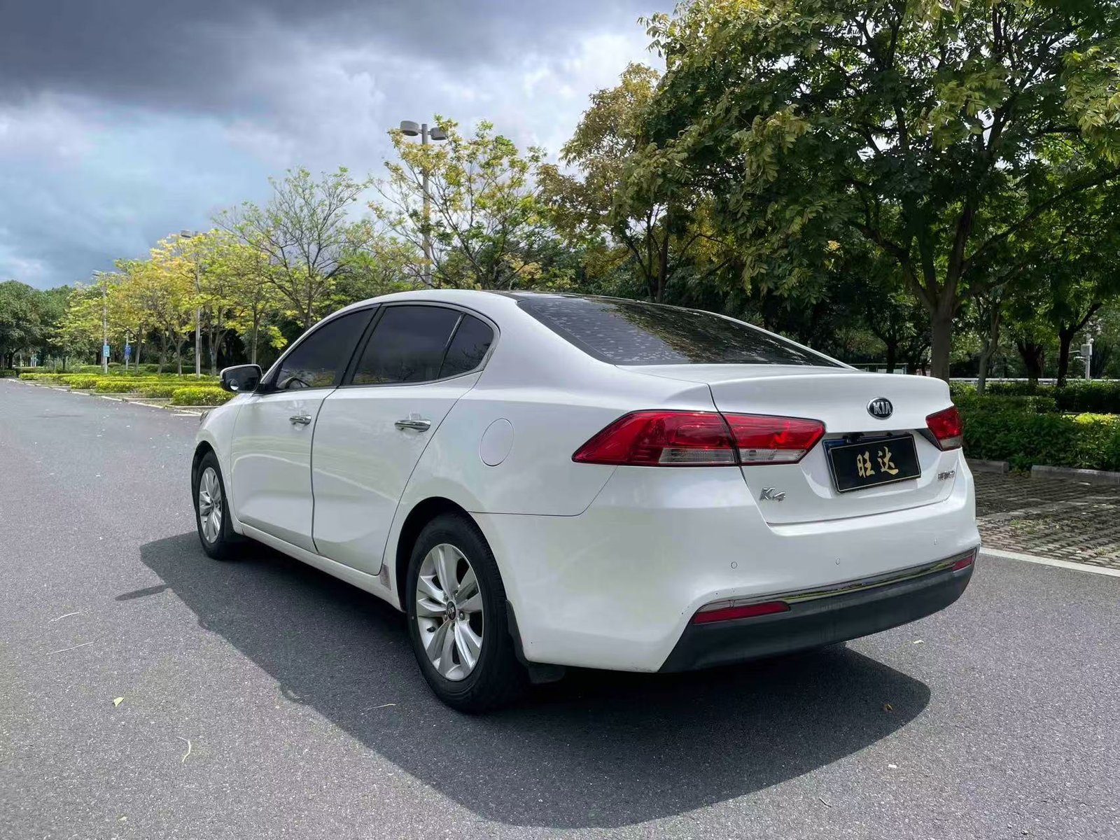 Kia K4 2014 1.8L Automatic GLS