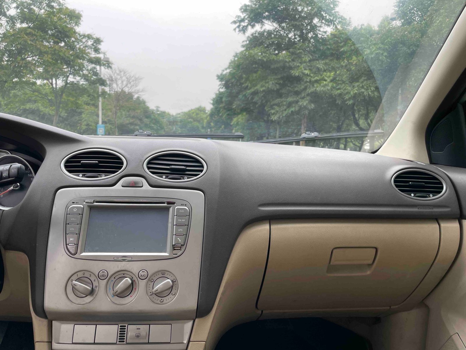 -Ford Focus 2013 Model 1.8L Manual Base Edition