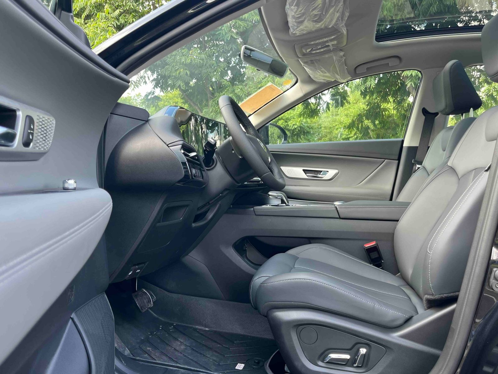 -Dongfeng Fengshen Haoji 2025 Model Mach Power 1.5T Luxury Edition